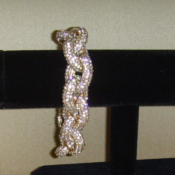 Brilliant Gold-Tone and Rhinestone Chain Link Bracelet - BLING! - Picture 7 of 11
